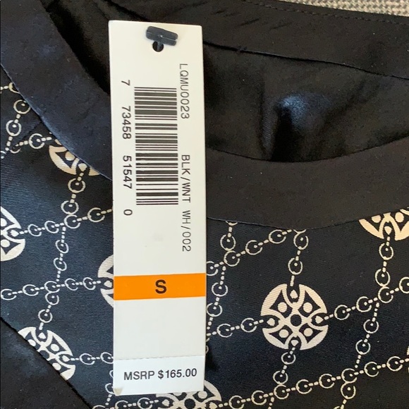 Brand new. Never worn. 100% silk material - Picture 3 of 3